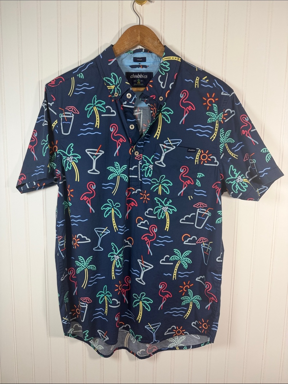 Chubbies Popover Friday Shirt The Neon Light Men’s Size Medium